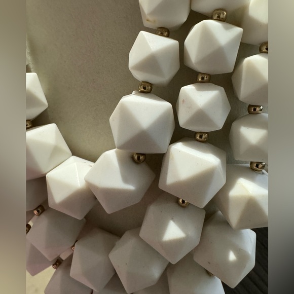 Charming Charlie White Cubed Spikes Necklace and earrings set NWT - Picture 8 of 10